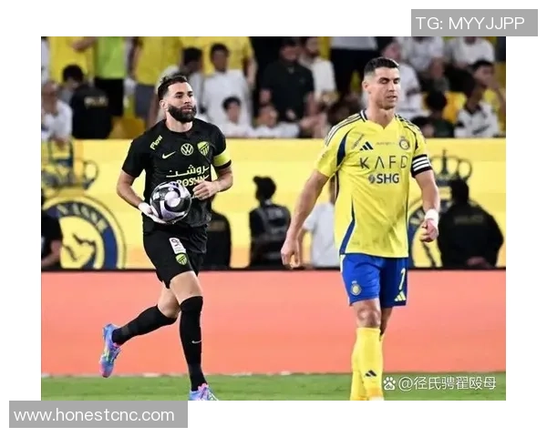 五人制足球赛场上的超级球星们如何用技术与团队协作征服对手