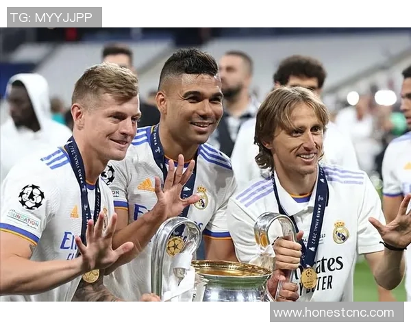 足球传奇谢幕时刻回顾 球星告别赛与最后荣光的辉煌瞬间